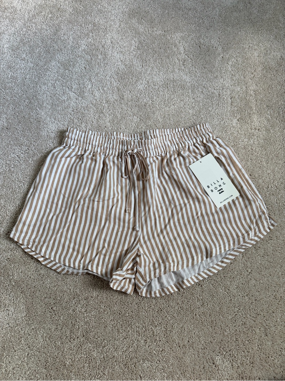 NWT Billabong Women's White & Tan Striped Drawstring Athletic Shorts Sz M